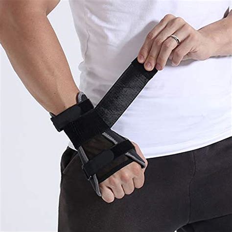 wrist support for lifting weights